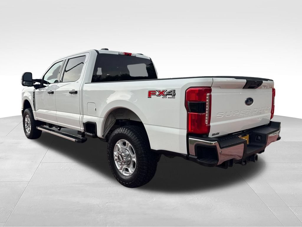 Certified 2025 Ford F250 XLT w/ 360-Degree Camera Package AWD/4WD image 7