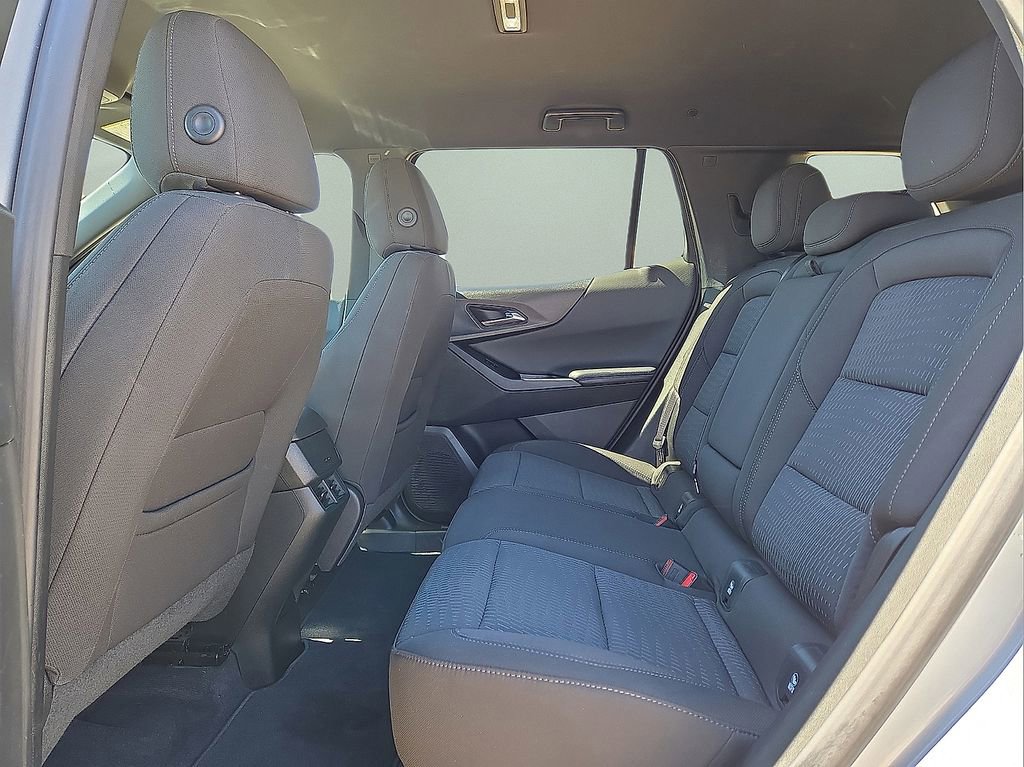 Used 2025 Chevrolet Equinox LT AWD/4WD image 14