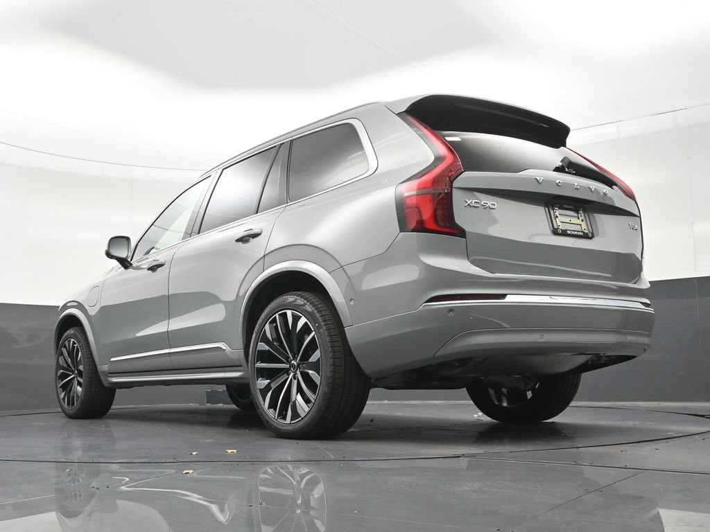New 2027 Volvo XC90 T8 Plus AWD/4WD image 25
