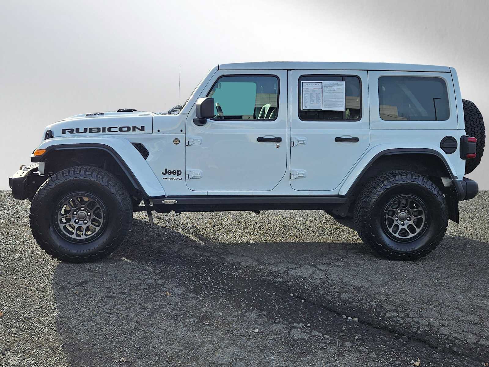 Used 2022 Jeep Wrangler Unlimited Rubicon w/ Xtreme Recon 35" Tire Package image 6