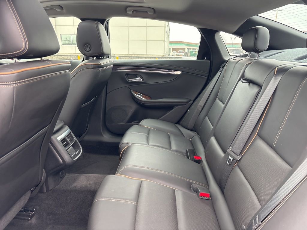 Used 2015 Chevrolet Impala LTZ image 33