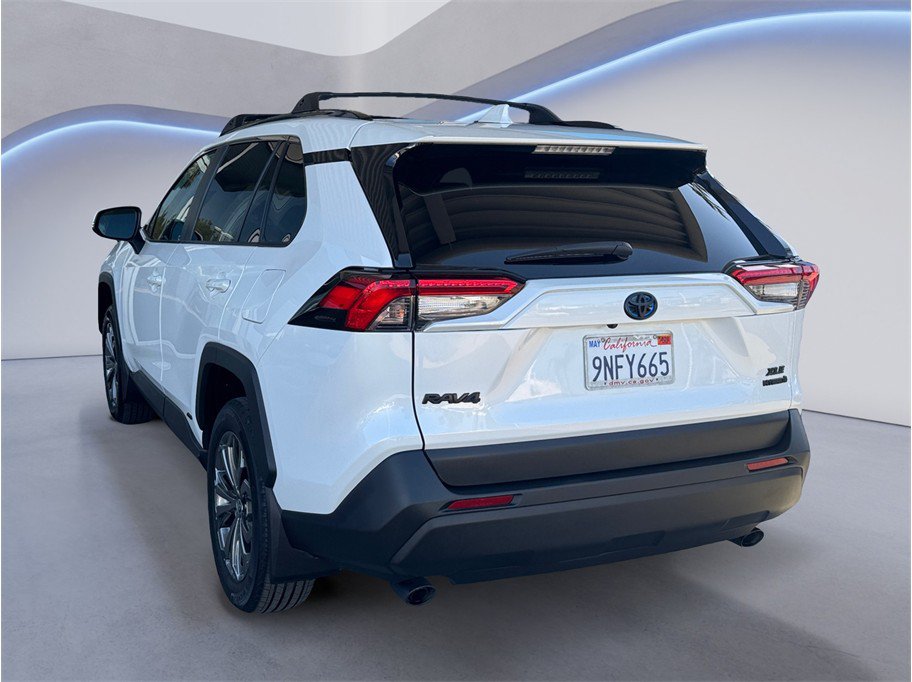Used 2024 Toyota RAV4 XLE Premium w/ Weather Package AWD/4WD image 4