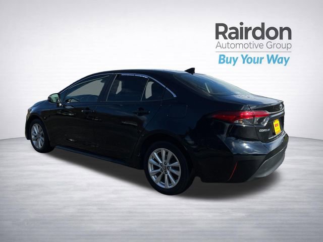 Used 2024 Toyota Corolla XLE image 6