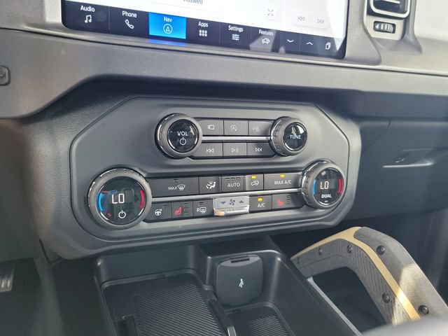 Used 2025 Ford Bronco Badlands AWD/4WD image 21