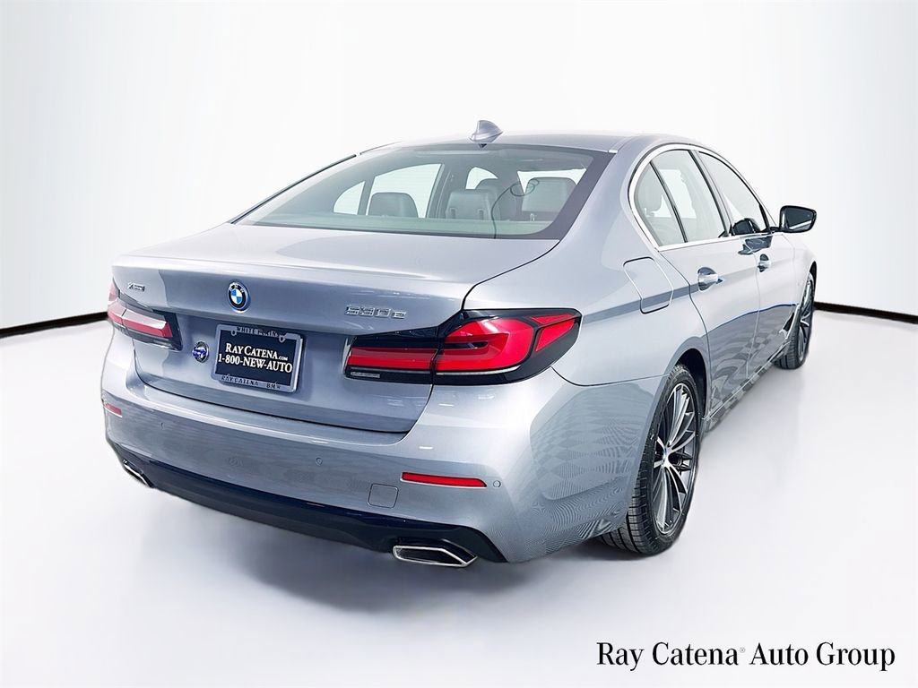 Certified 2023 BMW 530e xDrive w/ Premium Package image 7