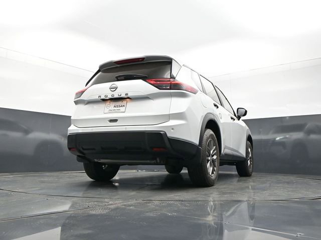 Certified 2025 Nissan Rogue S FWD image 29