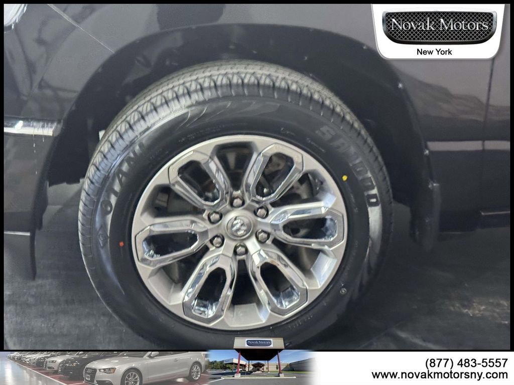 Used 2023 RAM 1500 Laramie AWD/4WD image 6