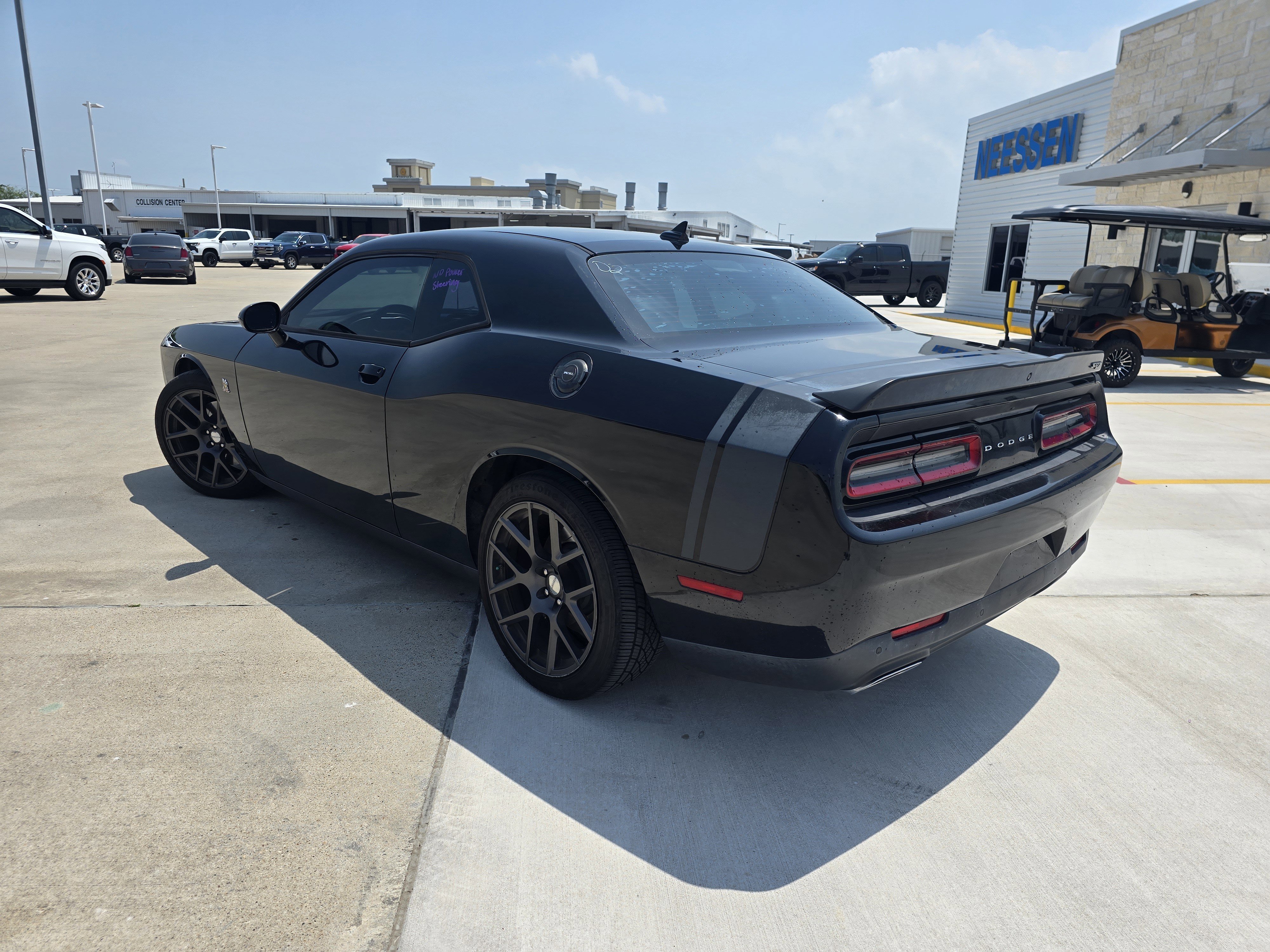 Used 2016 Dodge Challenger R/T Scat Pack w/ Leather Interior Group RWD image 5