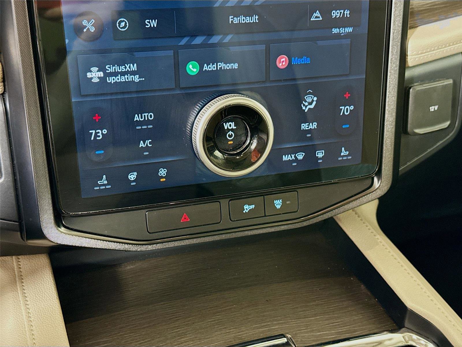 Used 2022 Ford Expedition Max Limited image 10