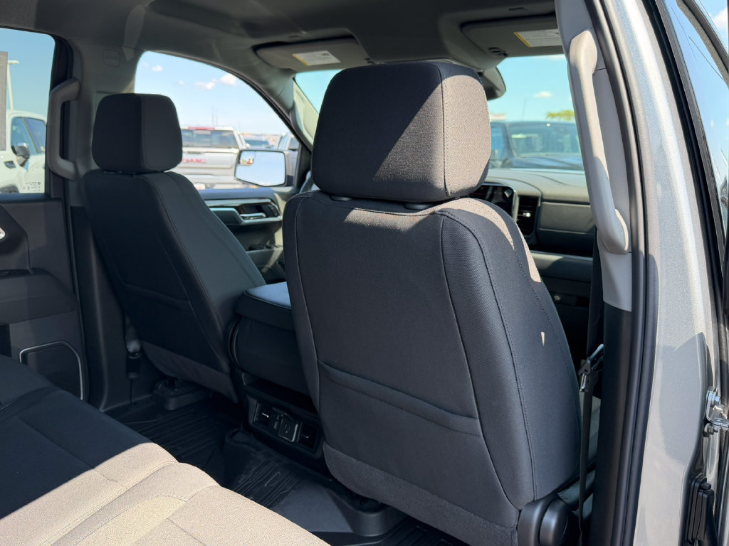 New 2026 GMC Sierra 1500 Elevation w/ Elevation Select Package AWD/4WD image 16