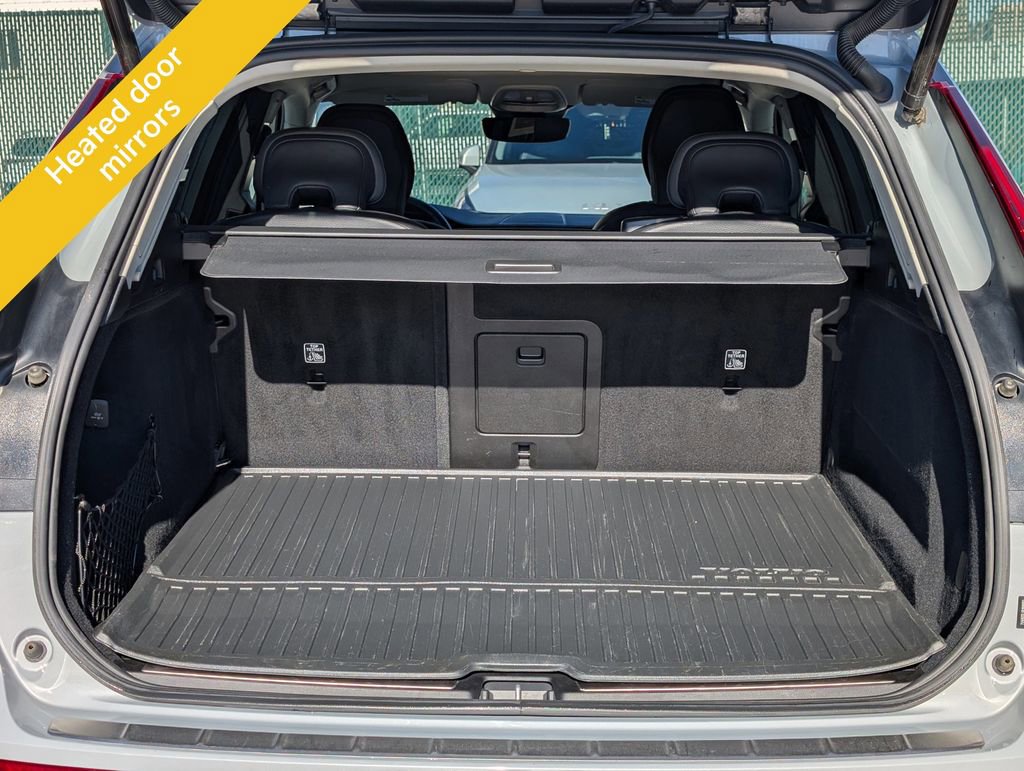 Used 2024 Volvo XC60 T8 Plus w/ Protection Package Premier image 16