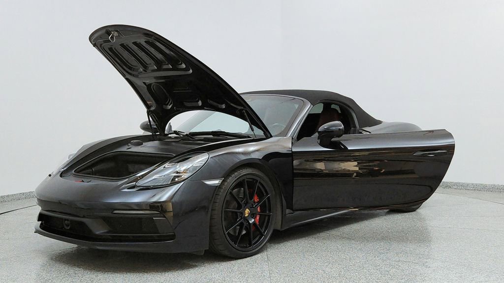 Used 2022 Porsche 718 Boxster GTS image 8