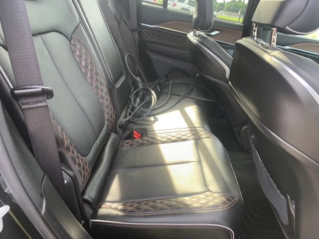 Used 2023 Jeep Grand Cherokee Summit w/ Advanced Protech Group IV AWD/4WD image 26