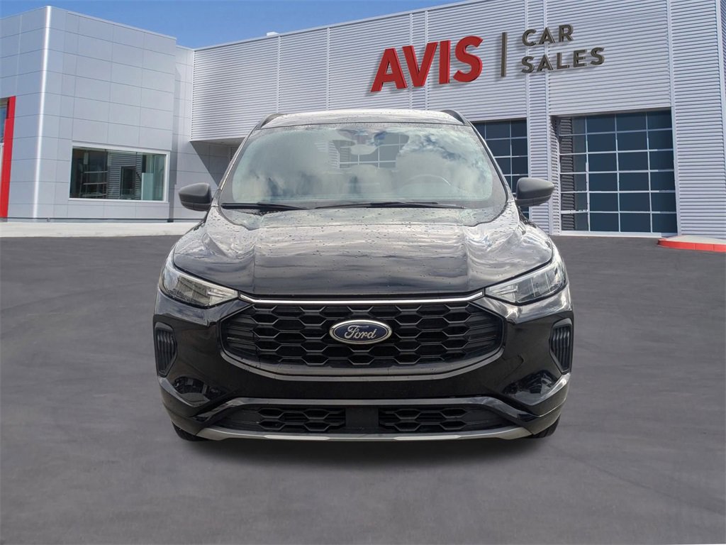 Used 2024 Ford Escape ST-Line image 2