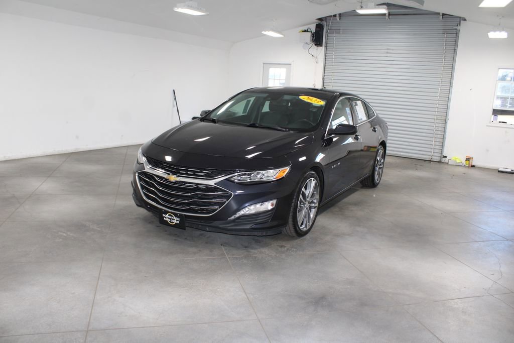 Used 2023 Chevrolet Malibu LT image 4