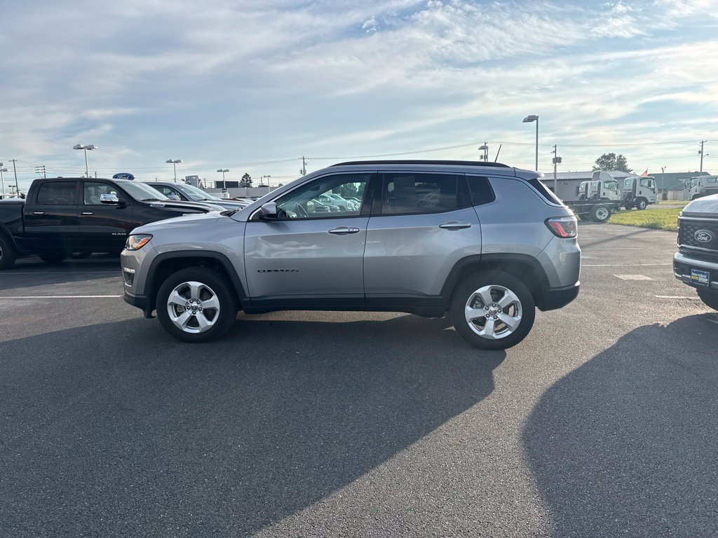 Certified 2021 Jeep Compass Latitude w/ Convenience Group AWD/4WD image 2