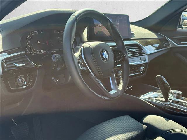 Used 2023 BMW 530i image 10