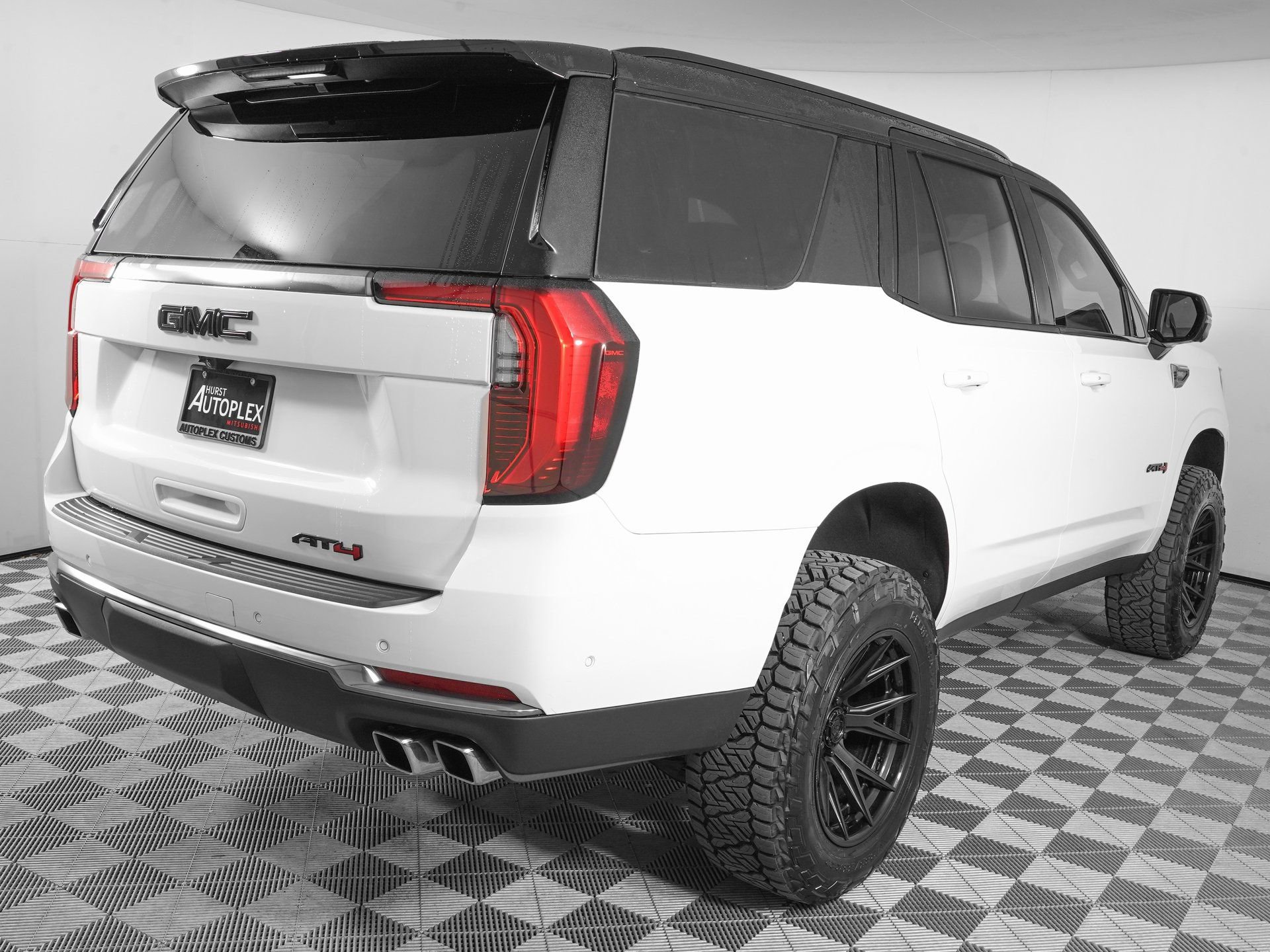 Used 2026 GMC Yukon AT4 image 6