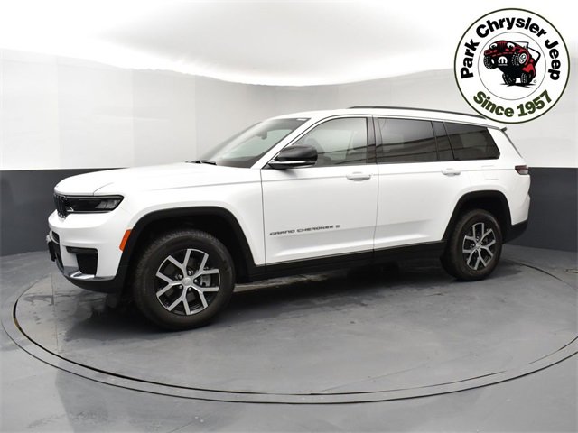Used 2025 Jeep Grand Cherokee L Limited w/ Trailer Tow Package image 3