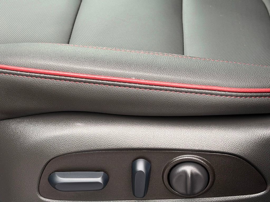 Used 2026 Chevrolet TrailBlazer RS w/ Convenience Package image 11