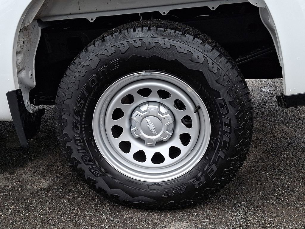 Used 2026 Chevrolet Silverado 1500 W/T w/ WT Value Package image 32