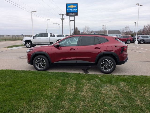 Used 2024 Chevrolet Trax LT w/ Driver Confidence Package image 10