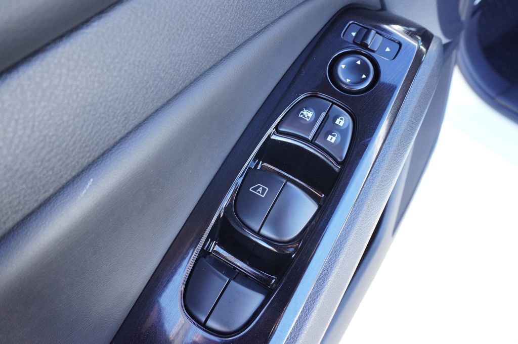 Certified 2025 Nissan Altima 2.5 SR image 15