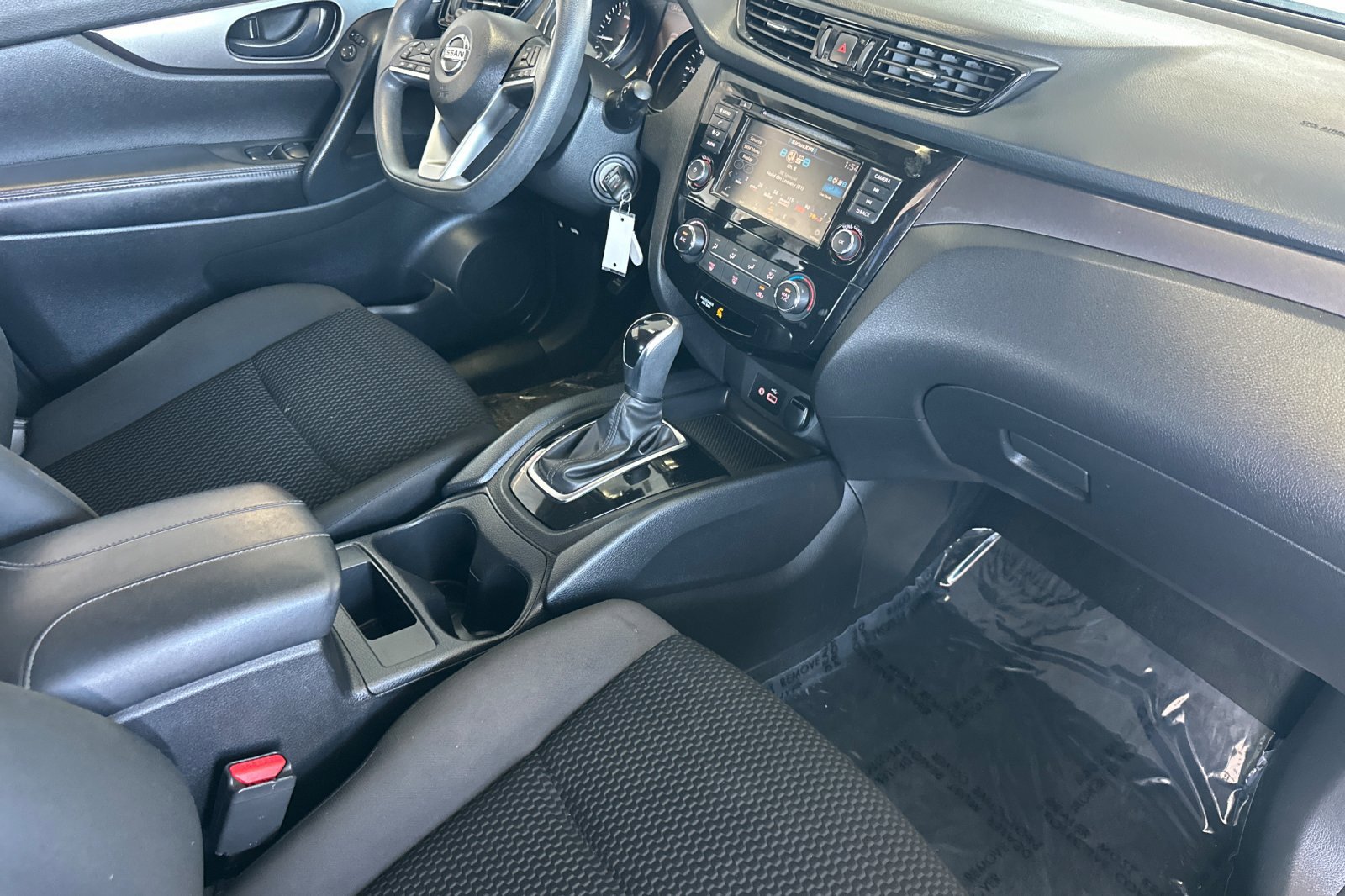 Certified 2022 Nissan Rogue Sport S image 16