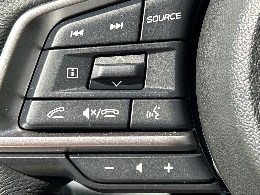 Certified 2025 Subaru Outback Limited AWD/4WD image 37