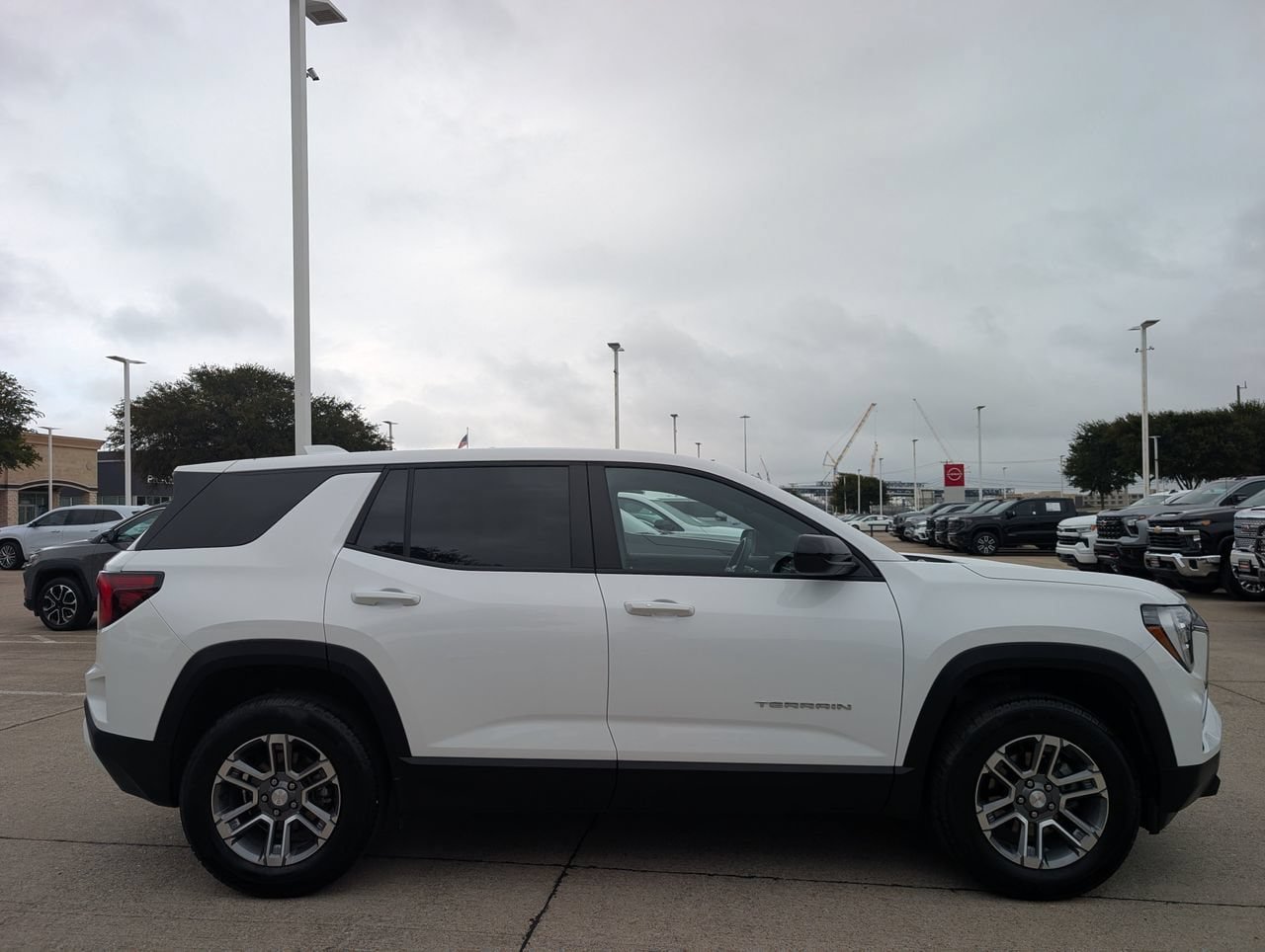 Used 2026 GMC Terrain Elevation FWD image 3