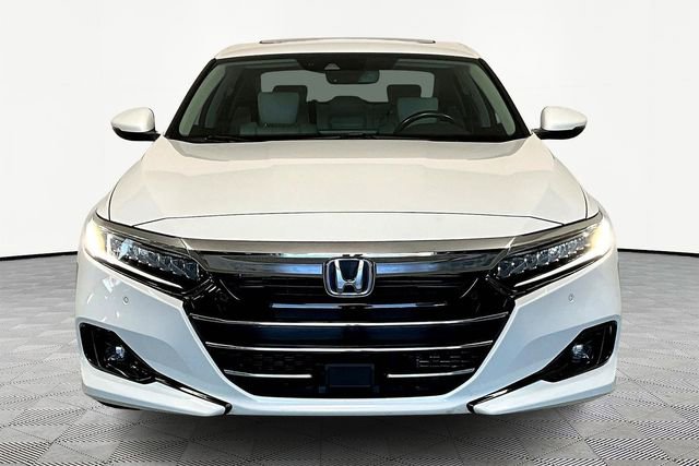 Used 2022 Honda Accord Touring image 3
