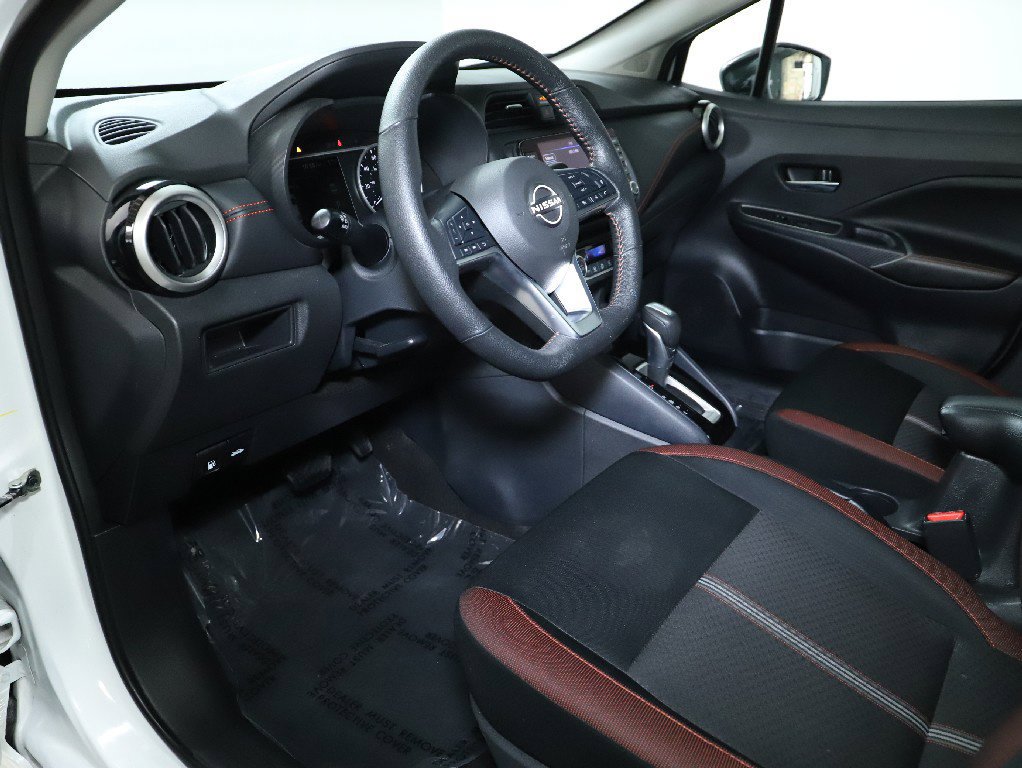 Used 2025 Nissan Versa SR w/ Trunk Package FWD image 17
