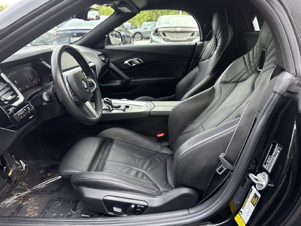 Used 2019 BMW Z4 sDrive30i w/ M Sport Package RWD image 13