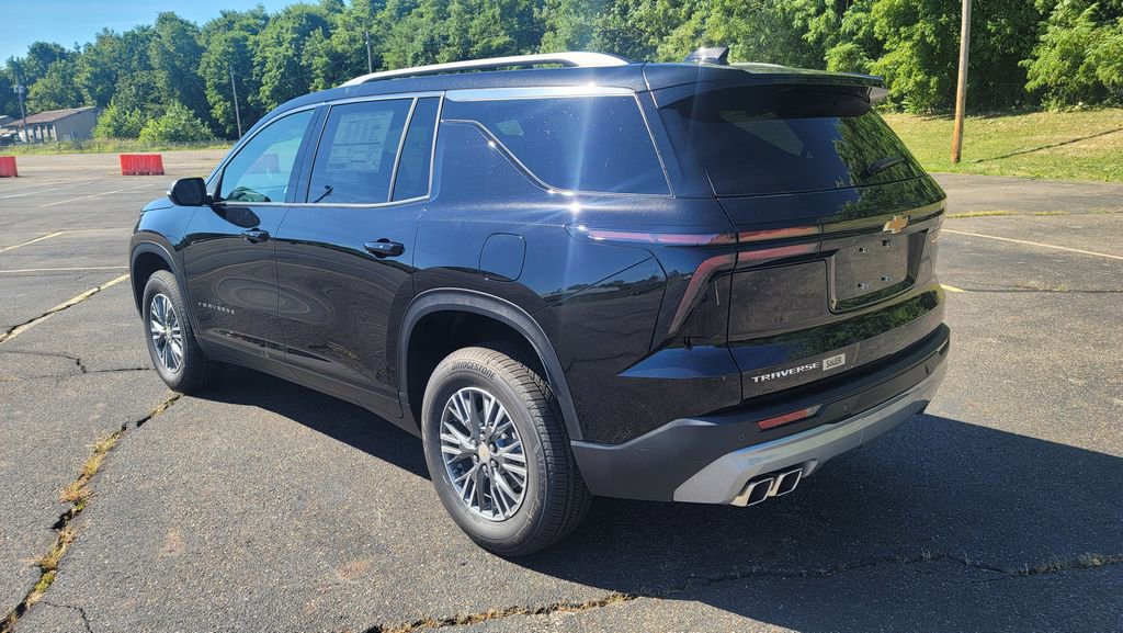 New 2026 Chevrolet Traverse LT w/ LPO, Floor Liner Package image 9