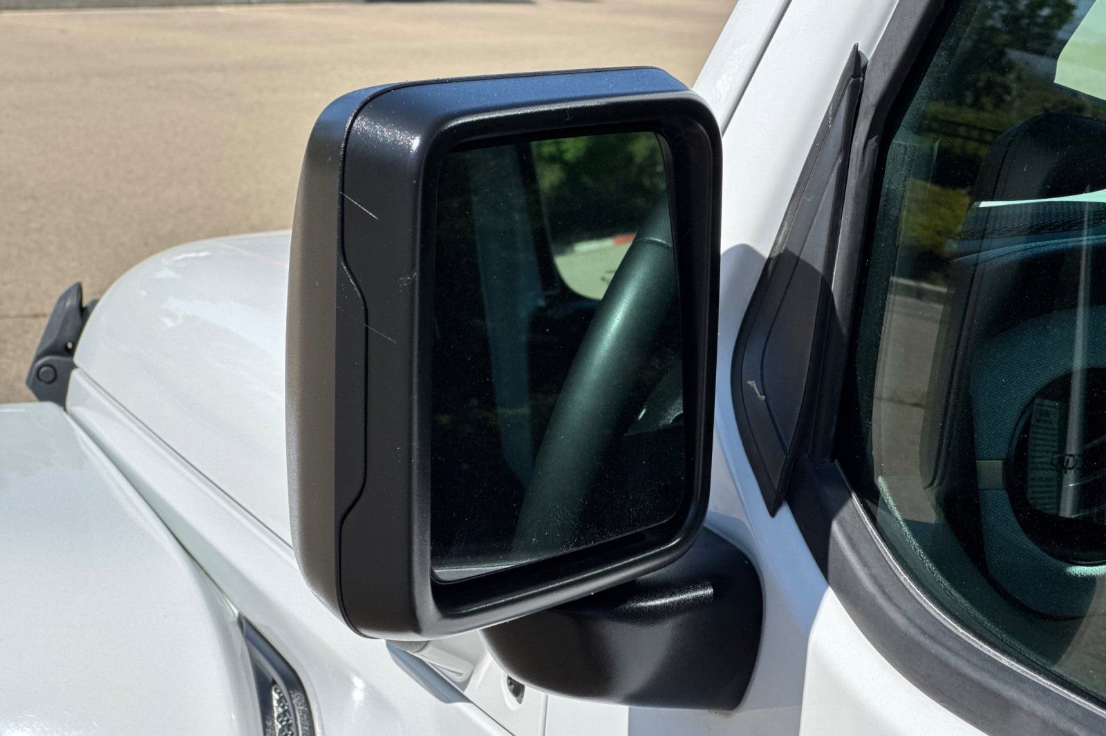 Used 2024 Jeep Wrangler Unlimited AWD/4WD image 55