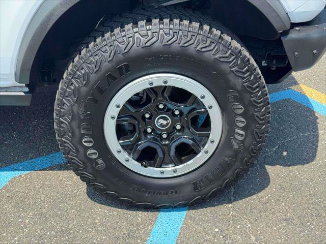Used 2023 Ford Bronco Black Diamond w/ Sasquatch Package AWD/4WD image 9