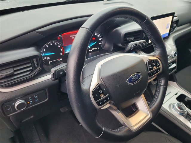 Used 2022 Ford Explorer XLT image 22