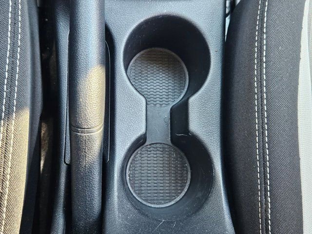 Used 2025 Hyundai Venue SEL image 23