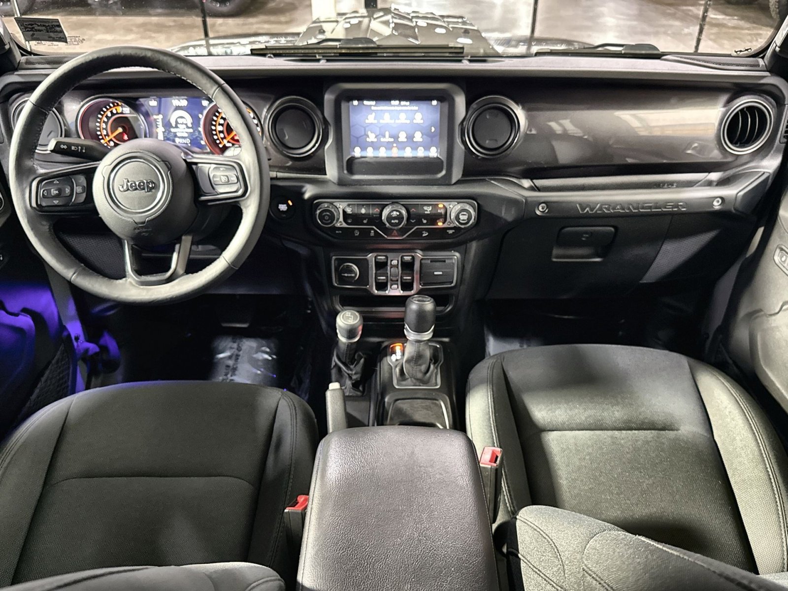 Used 2019 Jeep Wrangler Unlimited Sport image 27