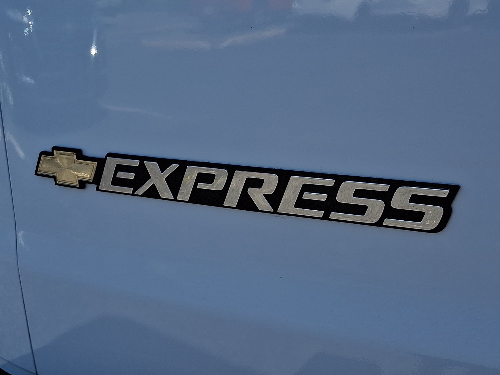Certified 2024 Chevrolet Express 2500 w/ Driver Convenience Package RWD image 30