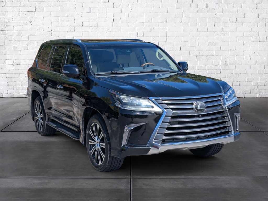 Used 2021 Lexus LX 570 4WD w/ Luxury Package image 2