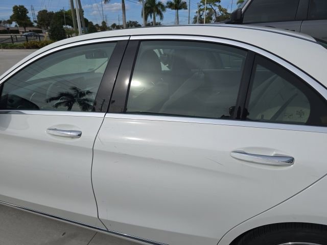 Used 2021 Mercedes-Benz C 300 Sedan image 10