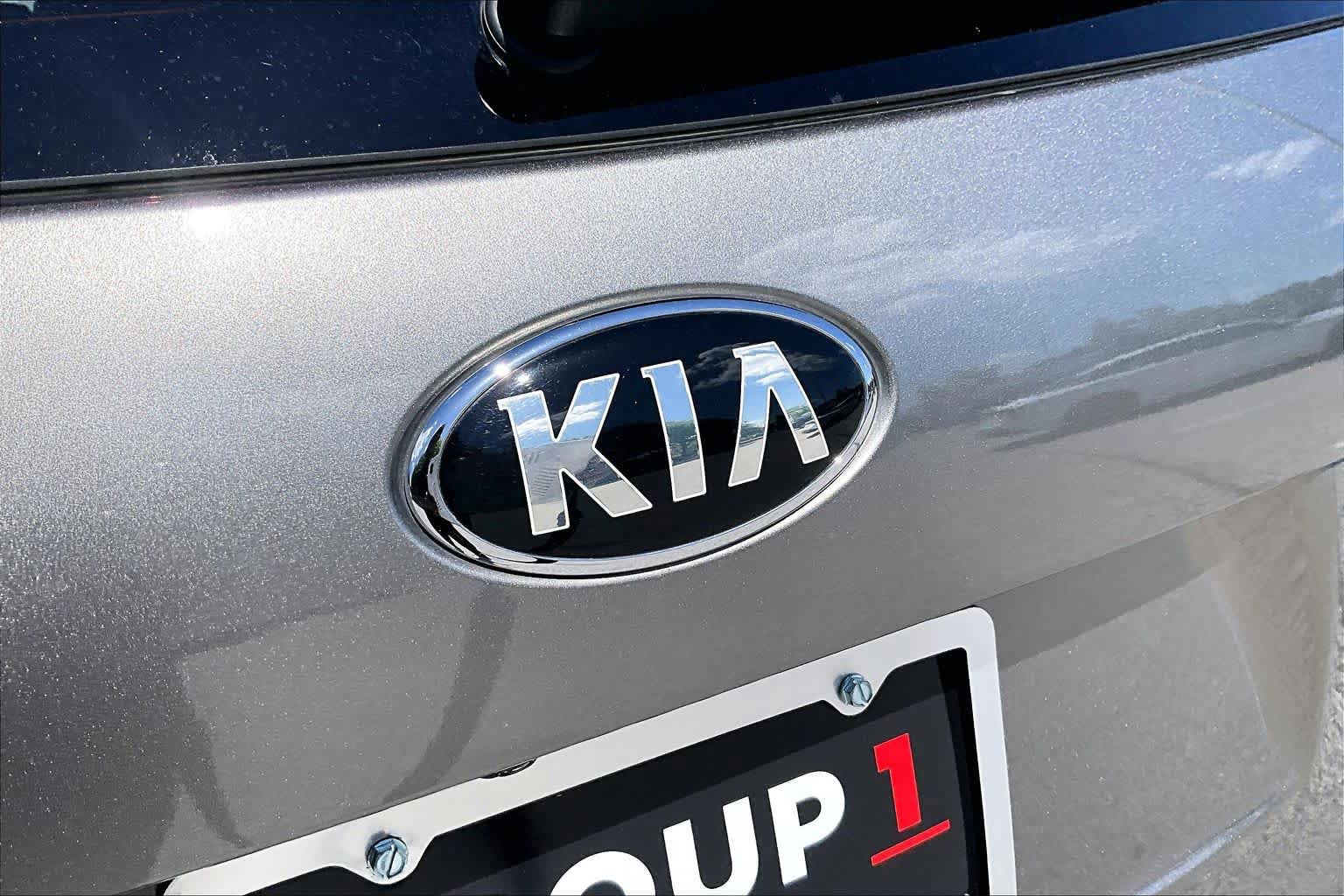 Used 2017 Kia Sorento SX AWD/4WD image 31