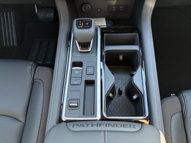 New 2026 Nissan Pathfinder SL image 15