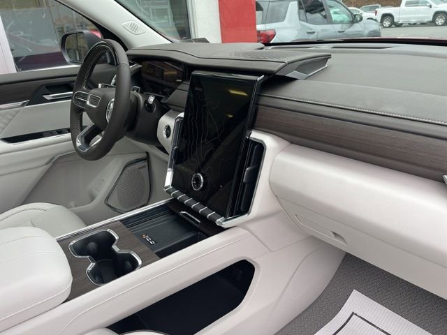 New 2026 GMC Acadia Denali w/ Super Cruise Package image 13
