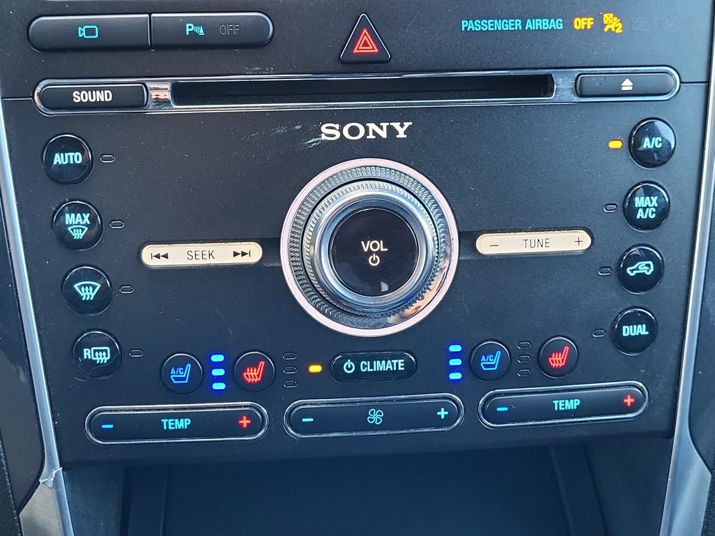 Used 2018 Ford Explorer Limited AWD/4WD image 22