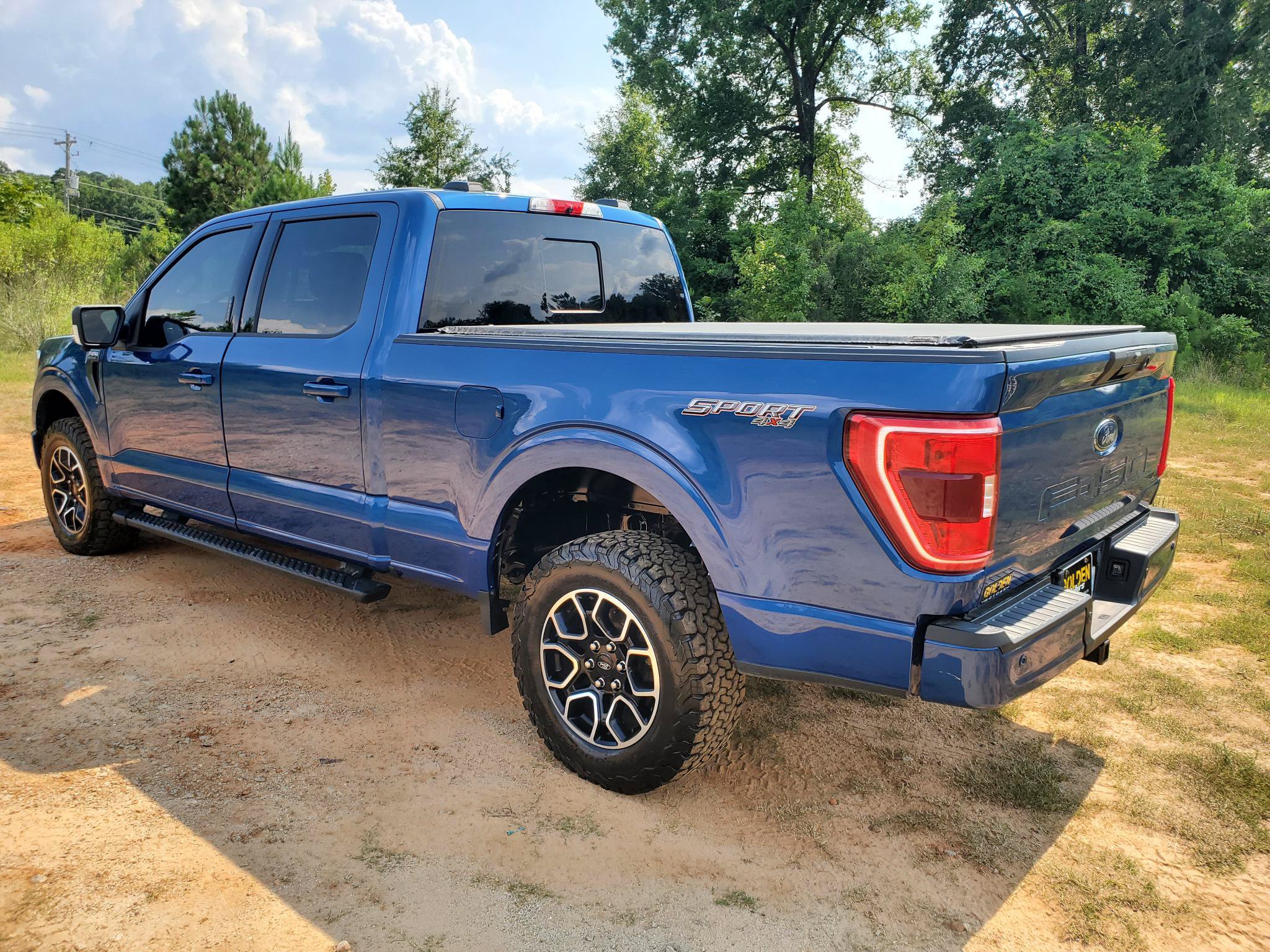 Used 2022 Ford F150 XLT w/ Equipment Group 301A Mid AWD/4WD image 7