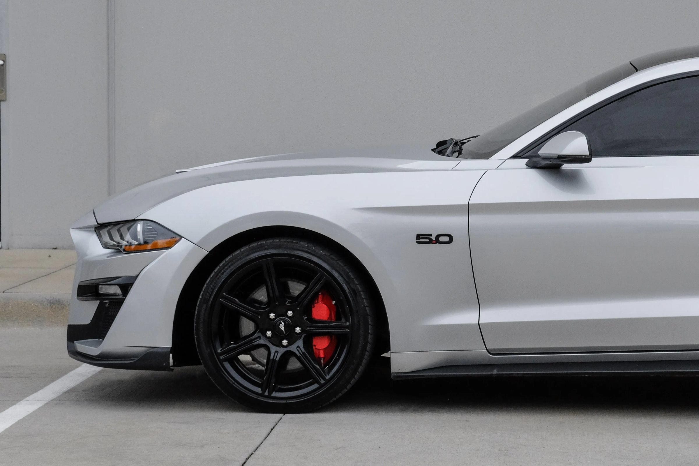 Used 2019 Ford Mustang GT Premium w/ Carbon Sport Interior Package RWD image 17