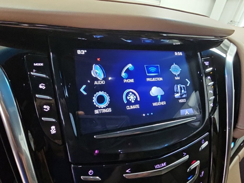 Used 2019 Cadillac Escalade ESV Platinum RWD image 15