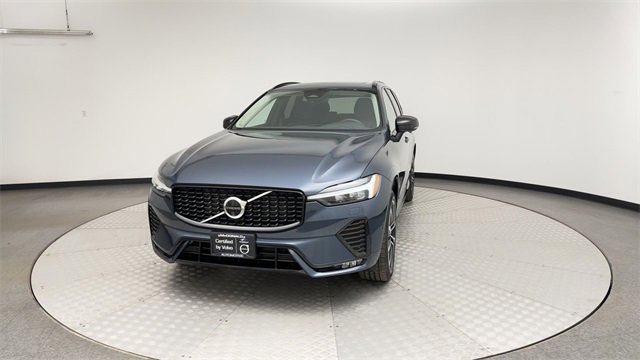 Used 2025 Volvo XC60 B5 Plus image 7
